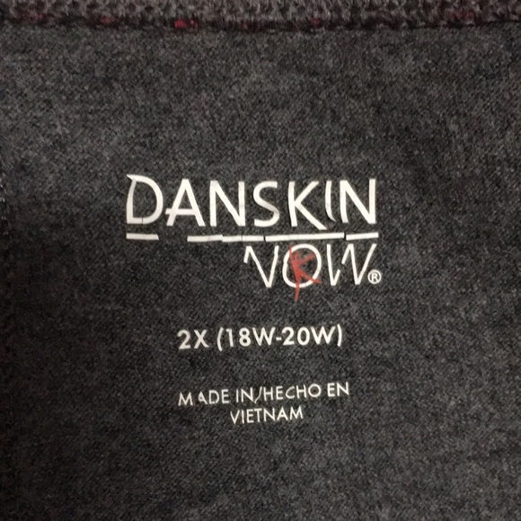 Danskin pink and gray athletic capris - Picture 5 of 6